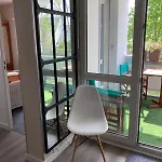 Grand Avec Terrasse Et Parking Apartman