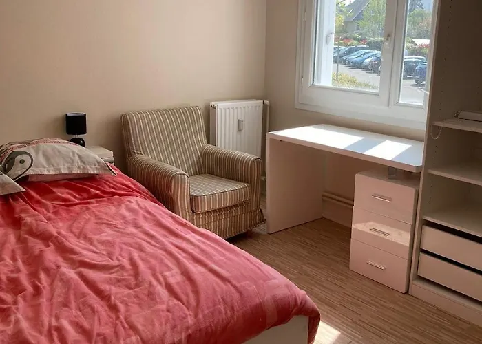 Appartement Grand Avec Terrasse Et Parking *